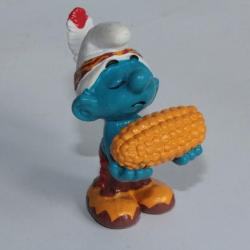 Figurine Schtroumpf Indien avec &eacute;pi de ma&iuml;s 20197