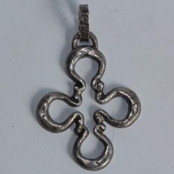 Pendentif bronze argent&eacute; YVONNE TINDAS Bijoux d'artiste