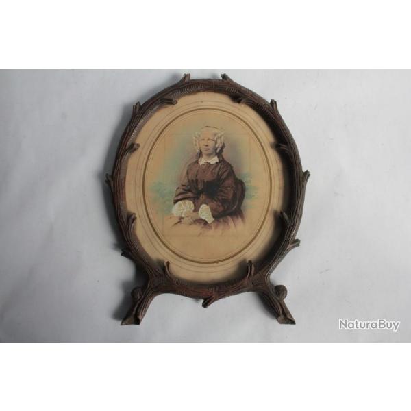 Cadre bois sculpt� Art Populaire For�t Noire Brienz