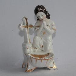 B&eacute;nitier porcelaine Vieux Paris