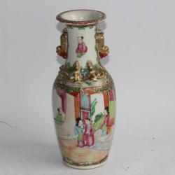 Vase porcelaine &eacute;maill&eacute;e Chine Famille rose Canton XIXe si&egrave;cle