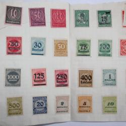 Timbres services Allemand coll&eacute; avec charni&egrave;re sur feuille neufs 1923