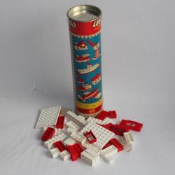 LEGO System 700/5 Bo&icirc;te cylindrique Suisse