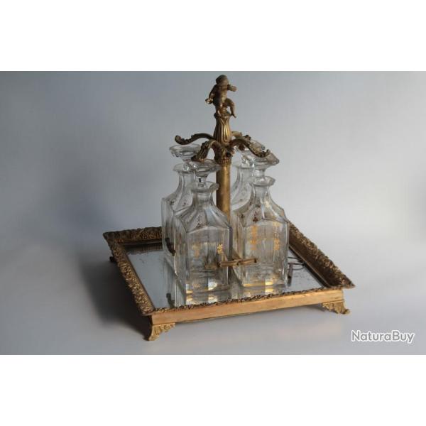 Cave � liqueur bronze dor� Putti Vignes Napol�on III