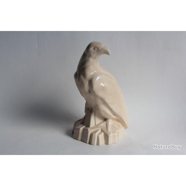 Aigle c�ramique �maill�e NYON Suisse