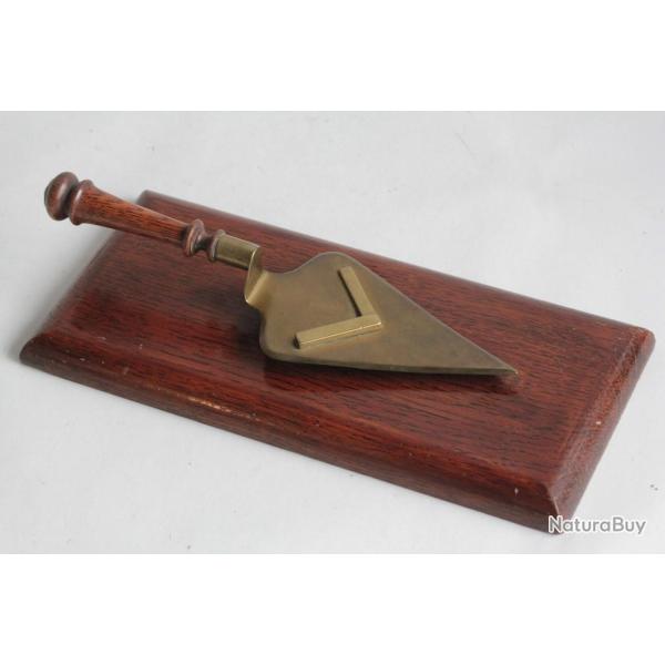 Pince de bureau Truelle Franc-ma�on