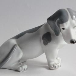 Chien Teckel porcelaine Metzler & Ortloff Ilmenau Allemagne