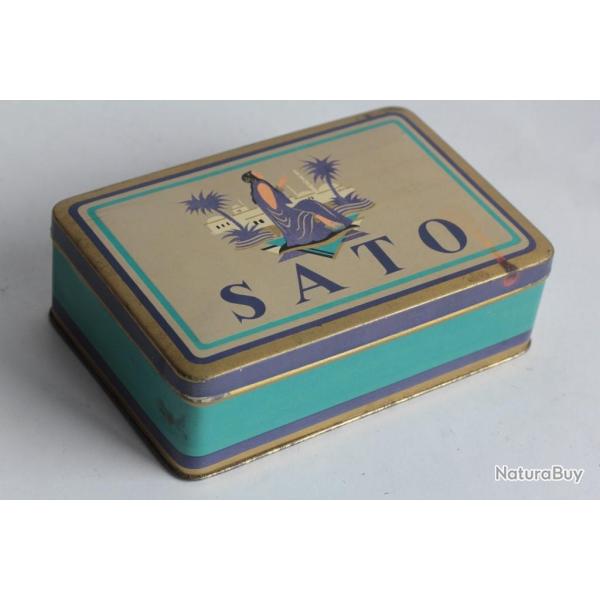 Bo�te � Cigarettes t�le SATO Charles LOUPOT