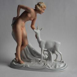 Femme nue Faon porcelaine Schaubach Kunst Allemagne Art d&eacute;co