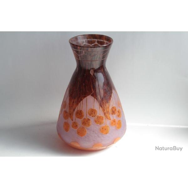 Charles SCHNEIDER Le verre Fran�ais Vase aux Cerises Art d�co