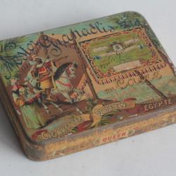 Bo&icirc;te &agrave; Cigarettes t&ocirc;le Queen Nestor Gianaclis