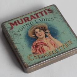 Bo&icirc;te &agrave; Cigarettes t&ocirc;le Muratti's Young Ladies