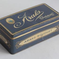 Bo&icirc;te &agrave; Cigarettes t&ocirc;le ARAKS Bouquet Tchamkerten et Co.