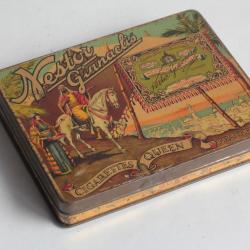 Bo&icirc;te &agrave; Cigarettes t&ocirc;le Queen Nestor Gianaclis