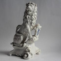 NYMPHENBURG Lion baroque porcelaine Josef Wackerle