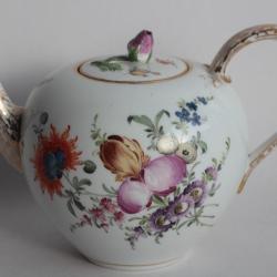 MEISSEN Th&eacute;i&egrave;re porcelaine