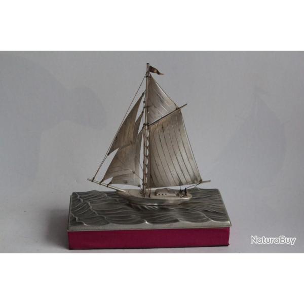 Bateau argent Seki Takehiko Japon Showa