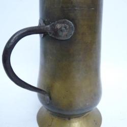 Ancienne Chope &agrave; bi&egrave;re Laiton Cuivre Antiquit&eacute; Alcool