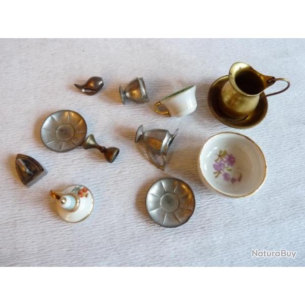 Ensemble de vaisselle maison de poup�e