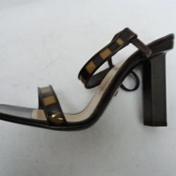 LOUIS VUITTON Sandales &agrave; talons femme T 36,5