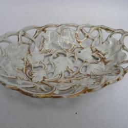 Corbeille porcelaine Vieux Paris XIXe si&egrave;cle