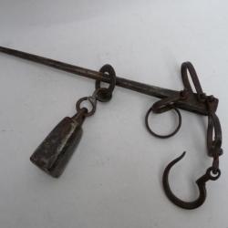 Ancienne balance romaine Art populaire