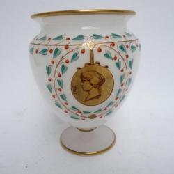 Vase opaline Napol&eacute;on III antiquit&eacute;s