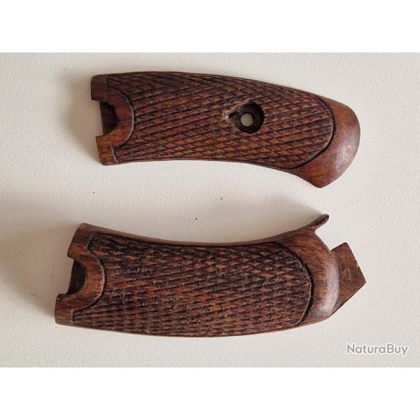 Plaquettes de crosse en noyer pour R�volver 1892