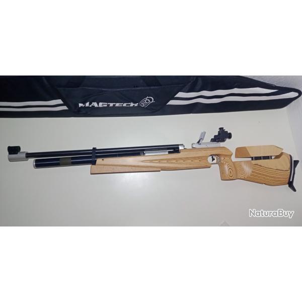 C60 QUASI-NEUVE CONVERTIE AIR COMPRIM POUR ADULTE GAUCHER avec ACCESSOIRES et FOURREAU (version2)