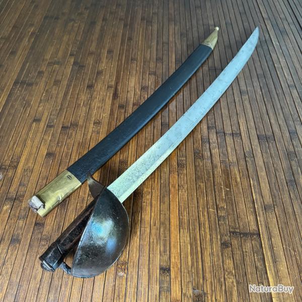 BEAU SABRE FRAN�AIS D'ABORDAGE DE MARINE 1833 MANUFACTURE ROYALE DE CHATELLERAULT