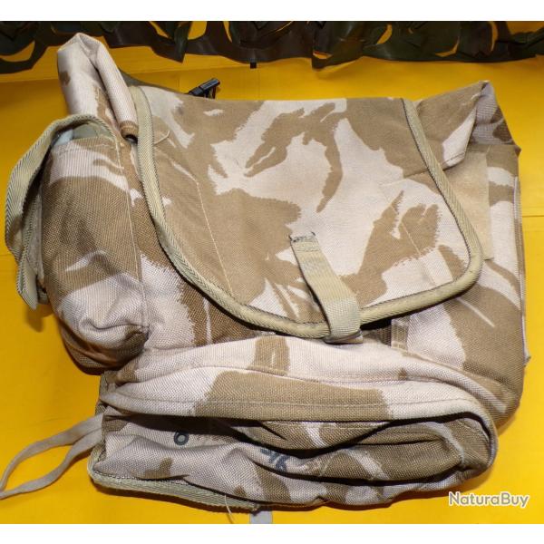 MUSETTE DE L'ARMEE ANGLAIS FIELD PACK CAMOUFLAGE SABLE , AVEC UNE SANGLE PRINCIPALE POUR LE PORT A L