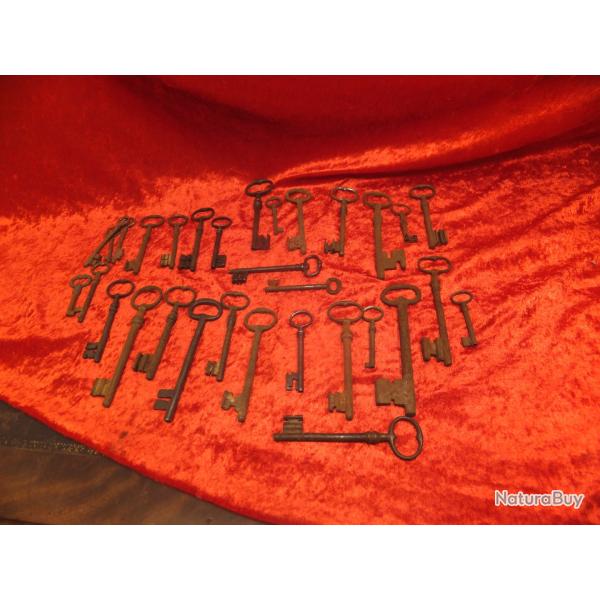 Rare Lot De Cl�s Anciennes Fer Forg� Ch�teau Antique Key                                         (2)