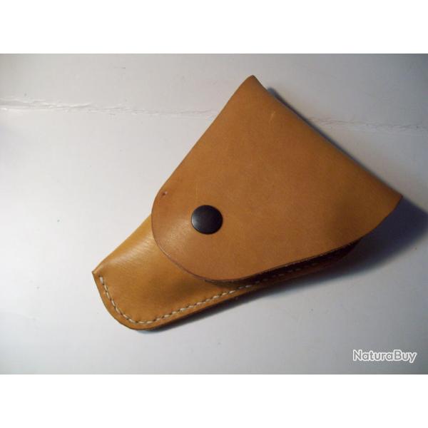 petit tui cuir pour pistolet 6,35 pour gaucher