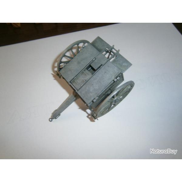 soldat en plomb ,caisson � munitions