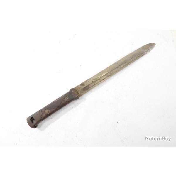 Baionnette Austro-Hongroise modle 1895 de sous-officier. Mauvais tat.