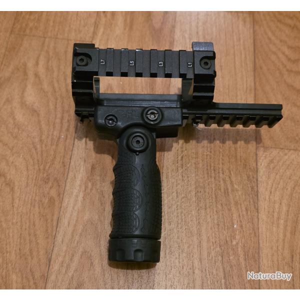 ISAA Famas + poignee FAB T-FL