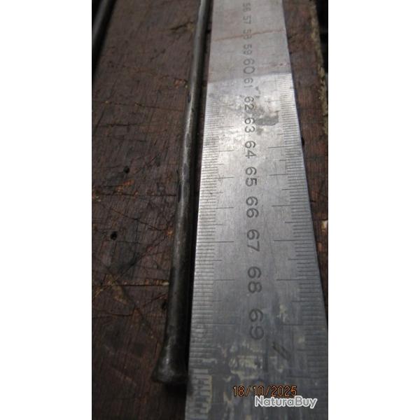 baguette ancienne Gras filet�e rest�e jus militaire ou scolaire  chocs vers la t�te 70cm filetage ok