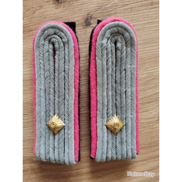 PAIRE DE PATTES D PAULE DE LIEUTENANT DES TROUPES BLINDES,FOND NOIR