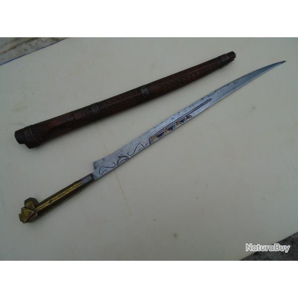 TRES BEAU FLISSA  ALGERIEN