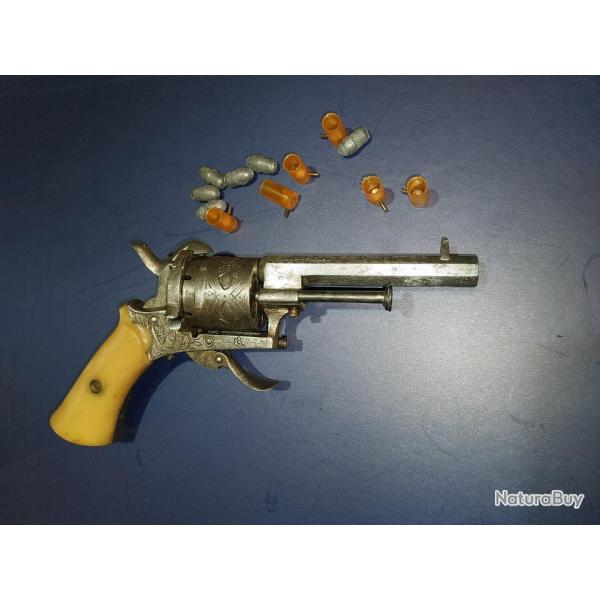 Revolver  broches 7mm type lefaucheux avec 6 cartouches rechargeables Spalek