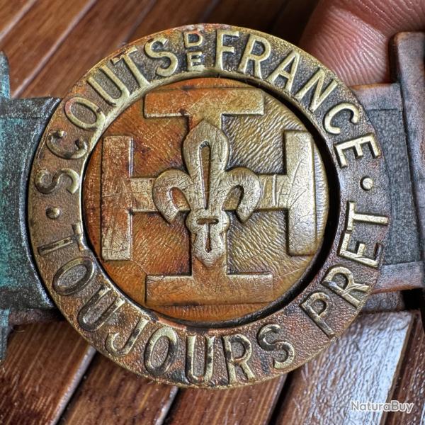 CEINTURON A LA FLEUR DE LYS CROIX POTENC�E SCOUTS FRANCE EPOQUE WW2