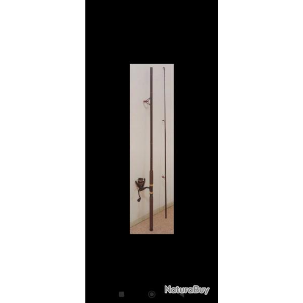 Moulinet neuf 14RB + Lancer Prestige leurres. Manche noir ergonomique pour prise en main max