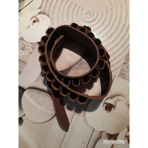 Cartouchiere cuir cal 12