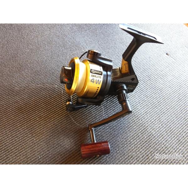 Moulinet de pche -  ZEBCO Quantum brute 4 w - une pice trs rare en cet tat - Avis aux collection
