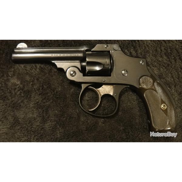 Revolver SMITH & WESSON safety hammerless calibre 32  2ime modle,  nouvelle finition