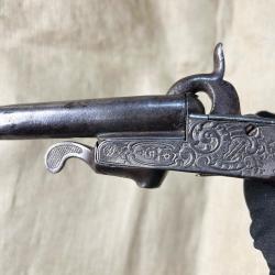 Tr&egrave;s beau pistolet &agrave; percussion,  &agrave; clef - seconde moiti&eacute; du XIX i&egrave;me si&egrave;cle