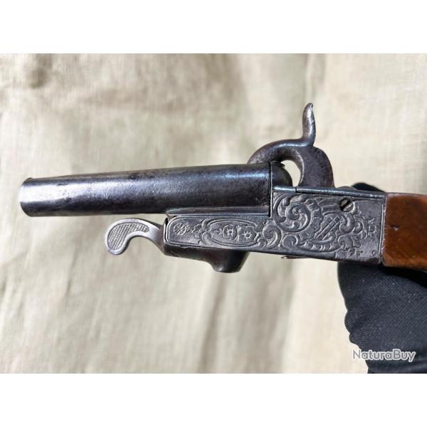 Tr�s beau pistolet � percussion,  � clef - seconde moiti� du XIX i�me si�cle