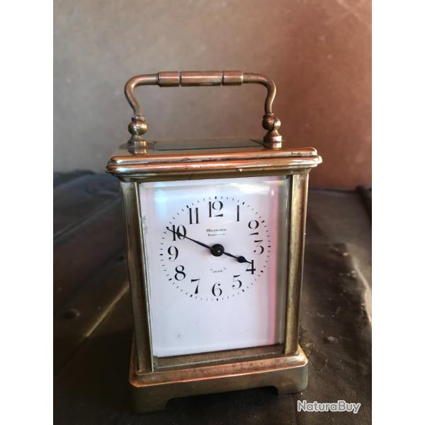 Vente d'une PENDULETTE d'OFFICIER