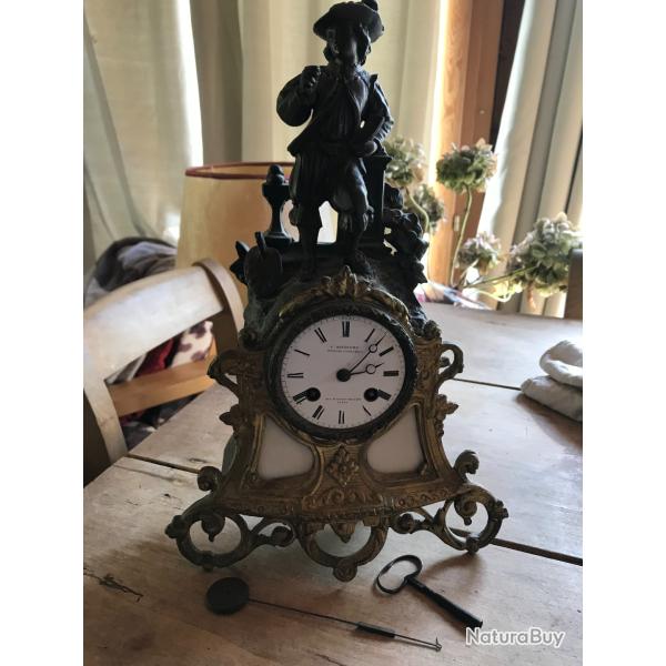 VEND HORLOGE C.DETOUCHE