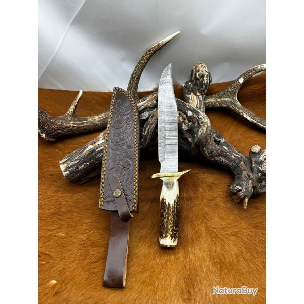 Bowie de chez RITE EDGE lame acier damas et manche en bois de cerf Fonc� NBCD100